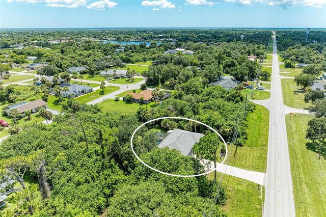 18565 EDGEWATER DRIVE, Port Charlotte, FL 33948