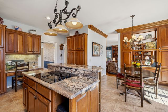 605 Natchez Bend Road, Nashville, TN 37221