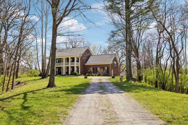 605 Natchez Bend Road, Nashville, TN 37221