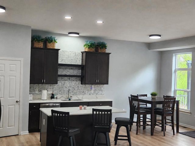 611 E Maple Beach Drive, Edgerton, WI 53534