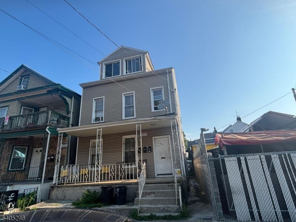259 12Th Ave, Paterson City, NJ 07514