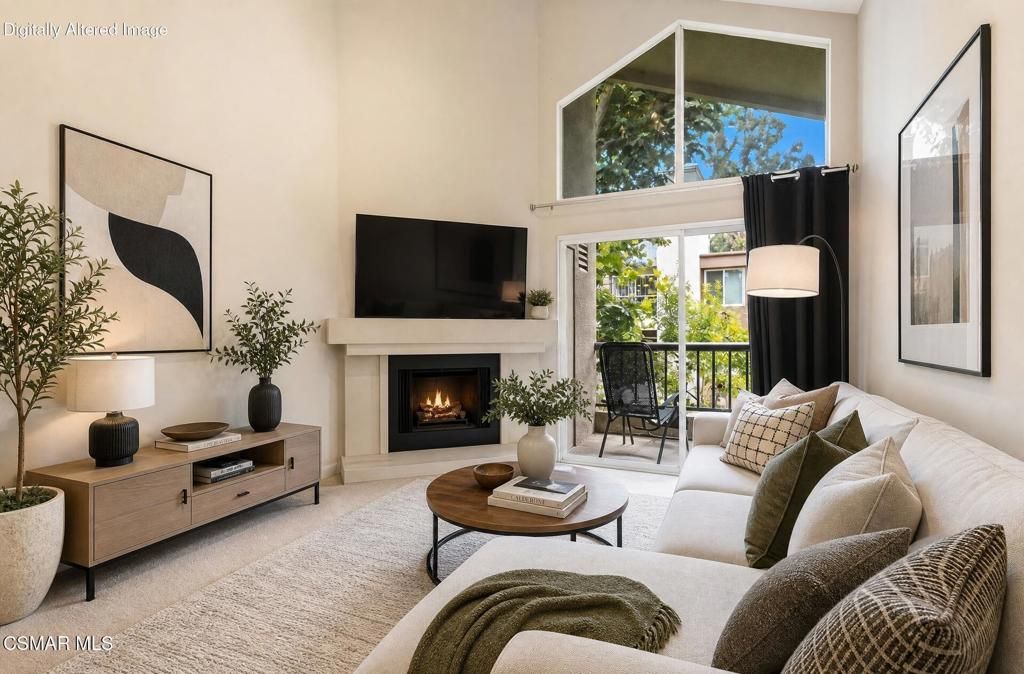 Image 1 of property listing at 21400 Burbank Boulevard 306, Woodland Hills, CA 91367