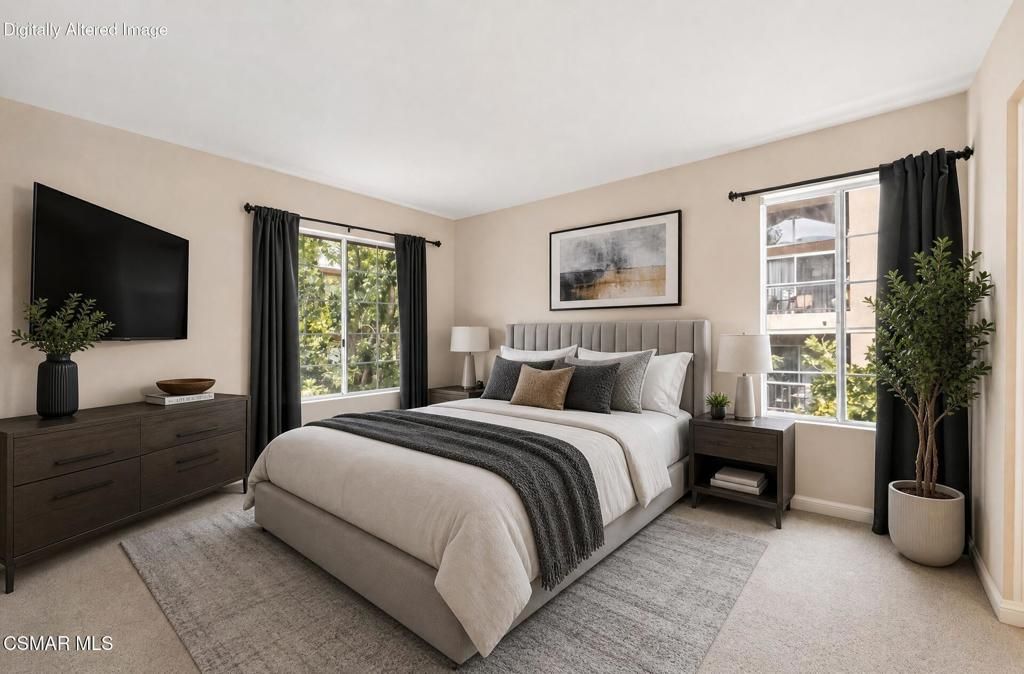 Image 8 of property listing at 21400 Burbank Boulevard 306, Woodland Hills, CA 91367