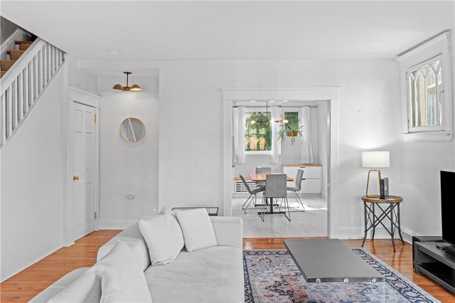 6 Ellsworth Ter, Shadyside, PA 15213