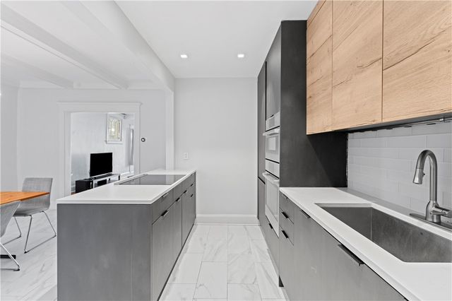 6 Ellsworth Ter, Shadyside, PA 15213