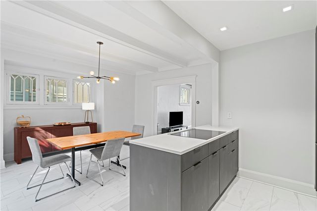 6 Ellsworth Ter, Shadyside, PA 15213