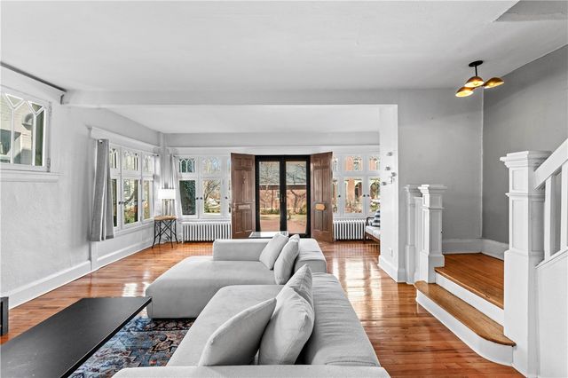 6 Ellsworth Ter, Shadyside, PA 15213