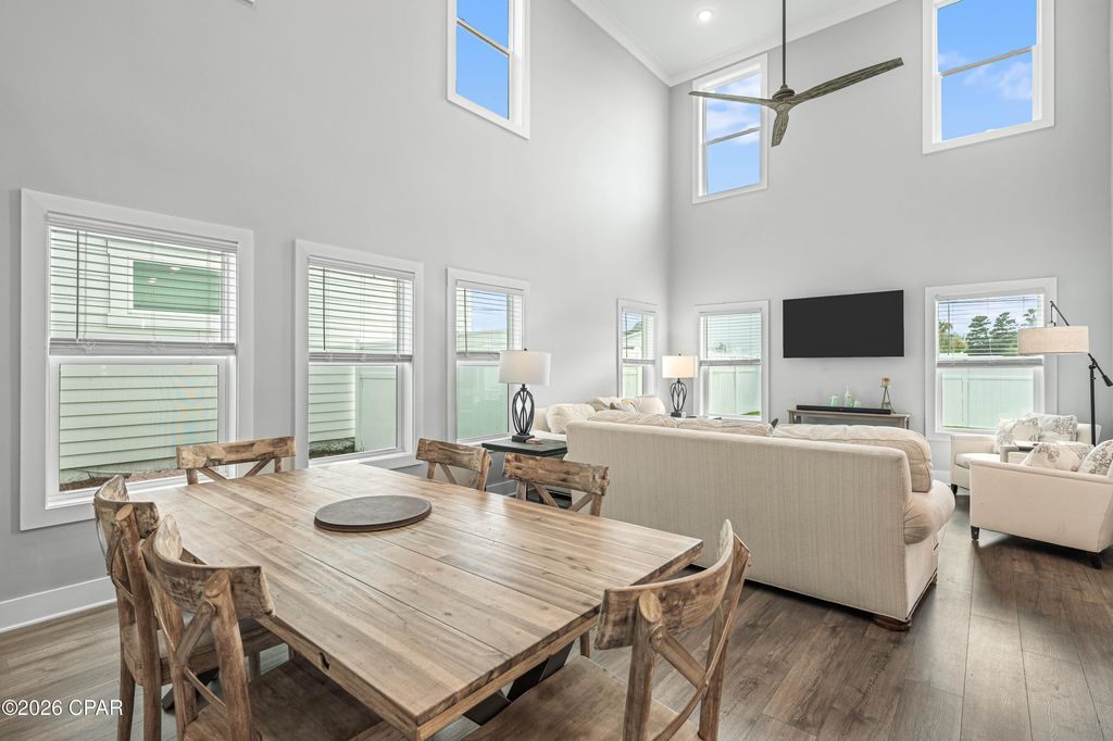 Image 13 of property listing at 709 Landing Circle, Panama City Beach, FL 32413