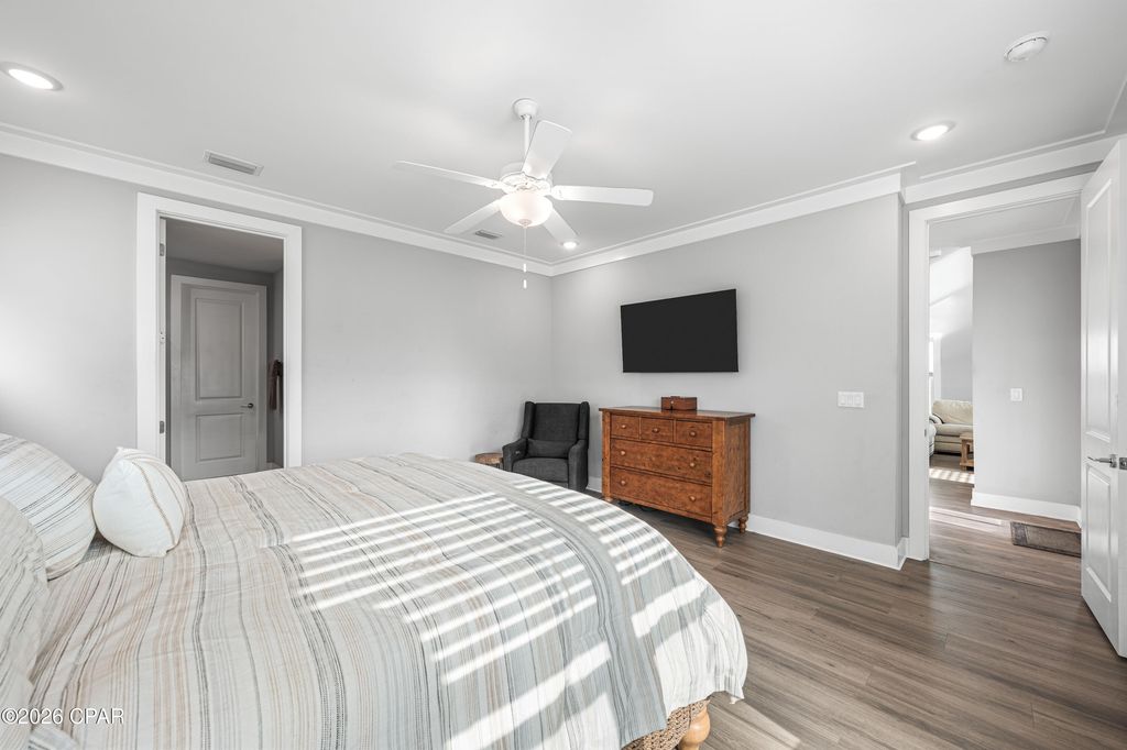 Image 18 of property listing at 709 Landing Circle, Panama City Beach, FL 32413