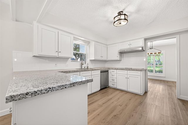 10602 Longmont Drive, Houston, TX 77042