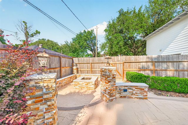 10602 Longmont Drive, Houston, TX 77042