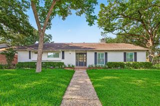 10602 Longmont Drive, Houston, TX 77042