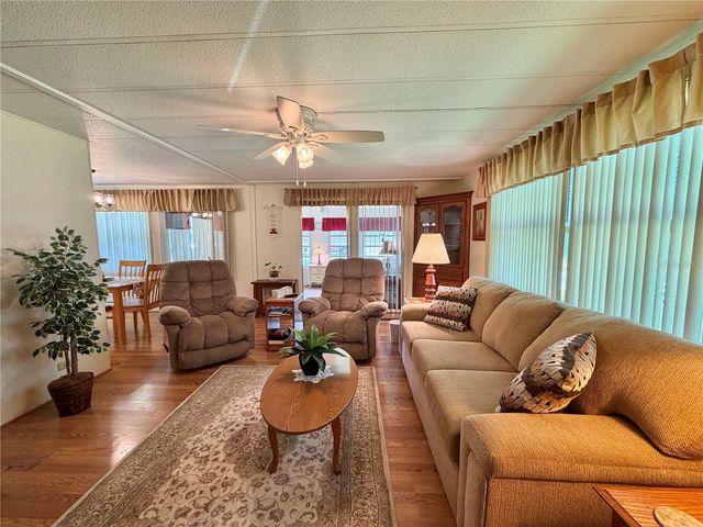 344 HAWTHORNE BOULEVARD, Leesburg, FL 34748