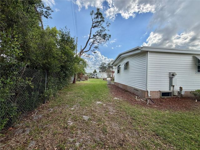 344 HAWTHORNE BOULEVARD, Leesburg, FL 34748