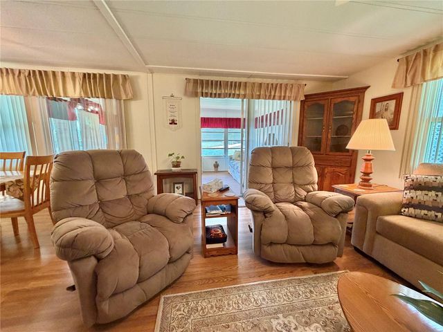 344 HAWTHORNE BOULEVARD, Leesburg, FL 34748