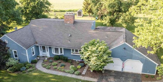 3702 Meadow Lane, Saline, MI 48176