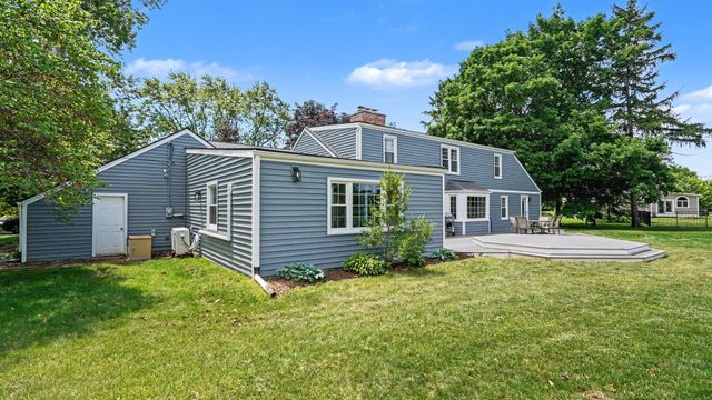 3702 Meadow Lane, Saline, MI 48176