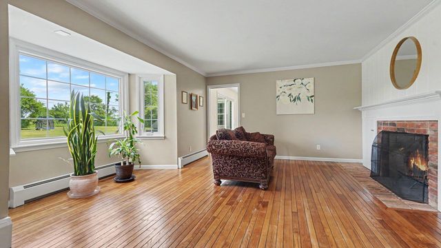 3702 Meadow Lane, Saline, MI 48176