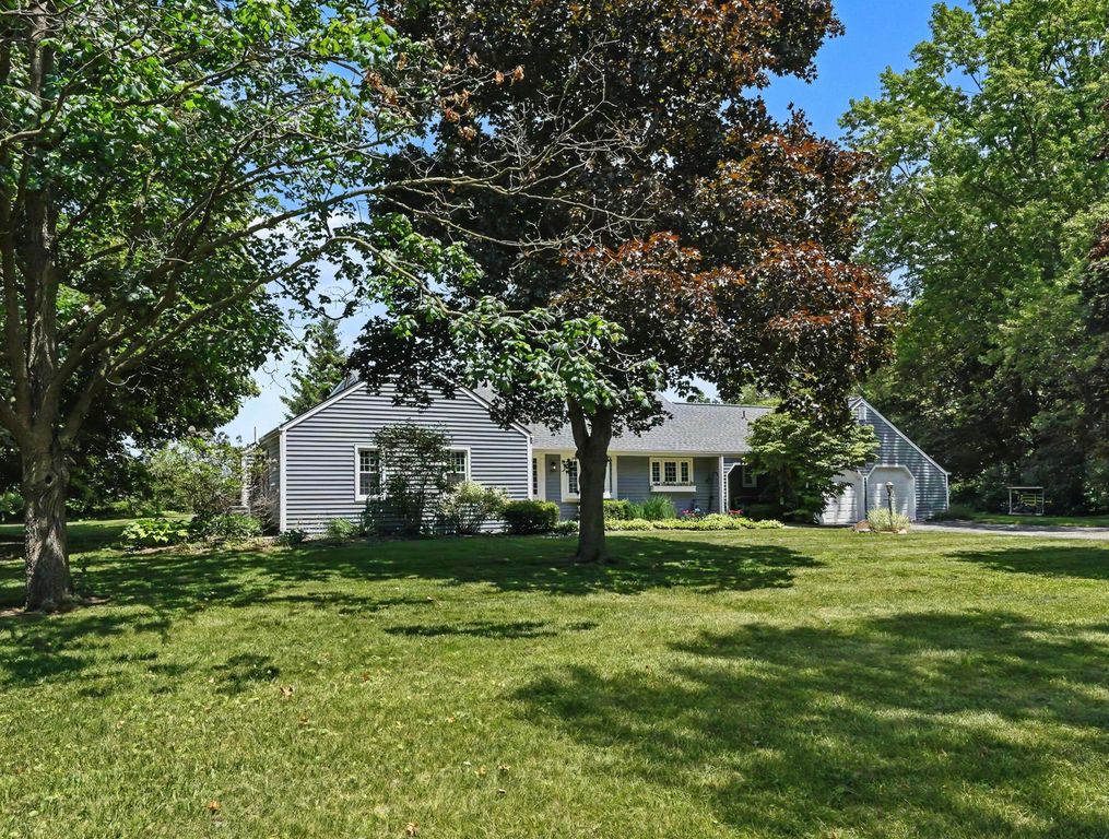 3702 Meadow Lane, Saline, MI 48176
