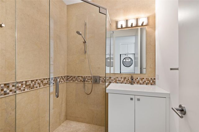 500 Isle Of Capri Dr, Fort Lauderdale, FL 33301