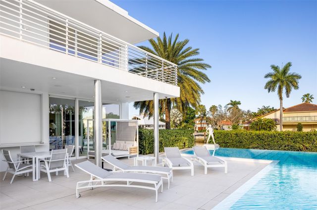 500 Isle Of Capri Dr, Fort Lauderdale, FL 33301