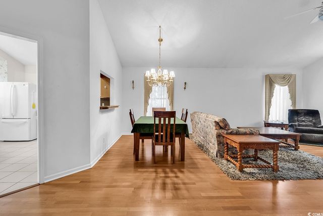 923 Knoll Dr., Little River, SC 29566