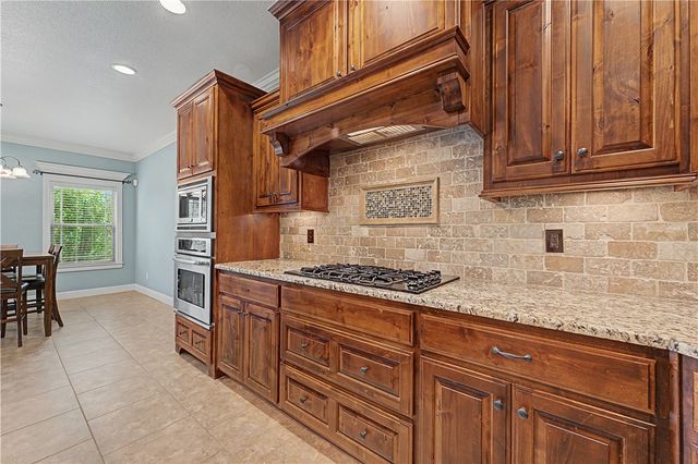 1805 NE Frost Drive, Bentonville, AR 72712