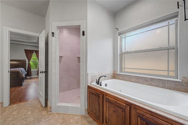 1805 NE Frost Drive, Bentonville, AR 72712