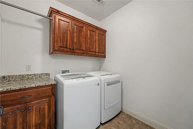 1805 NE Frost Drive, Bentonville, AR 72712