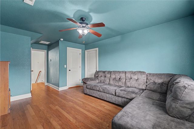 1805 NE Frost Drive, Bentonville, AR 72712