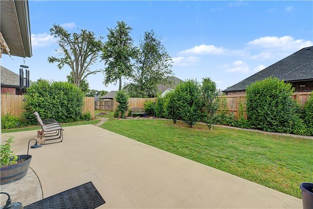 1805 NE Frost Drive, Bentonville, AR 72712