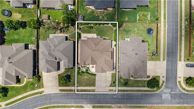 1805 NE Frost Drive, Bentonville, AR 72712