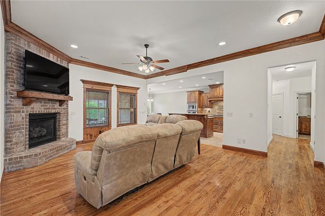 1805 NE Frost Drive, Bentonville, AR 72712