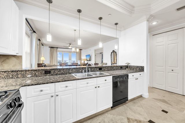 602 Harbor Boulevard 201, Destin, FL 32541