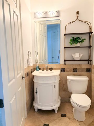 602 Harbor Boulevard 201, Destin, FL 32541