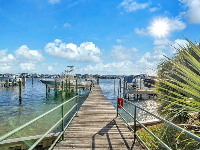 602 Harbor Boulevard 201, Destin, FL 32541