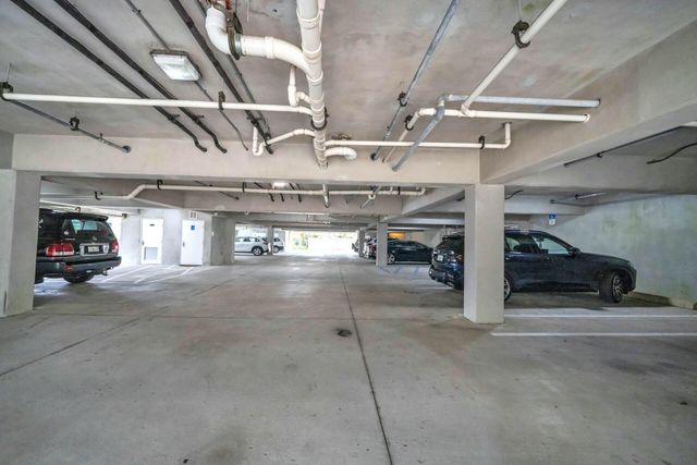 602 Harbor Boulevard 201, Destin, FL 32541