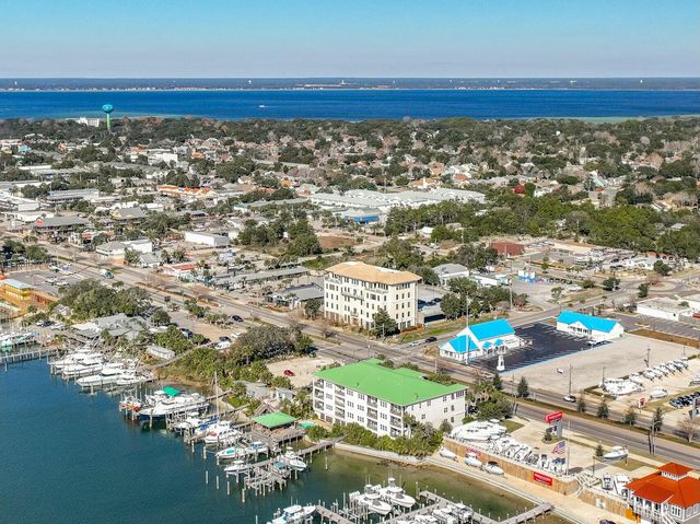 602 Harbor Boulevard 201, Destin, FL 32541
