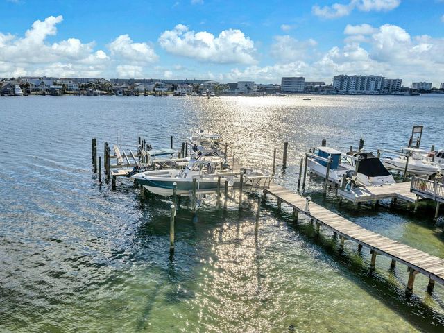 602 Harbor Boulevard 201, Destin, FL 32541