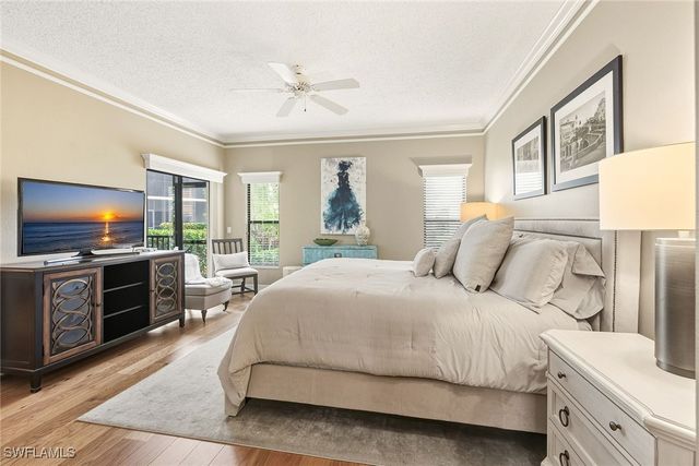 571 E Serendipity DR 571, Naples, FL 34108