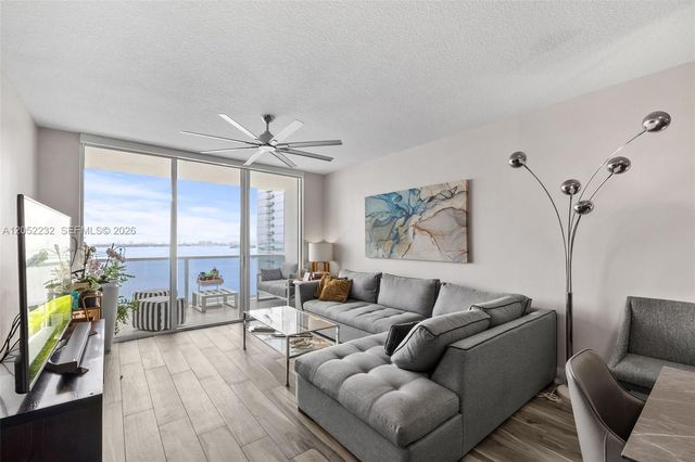 600 NE 27th Street 2202, Miami, FL 33137