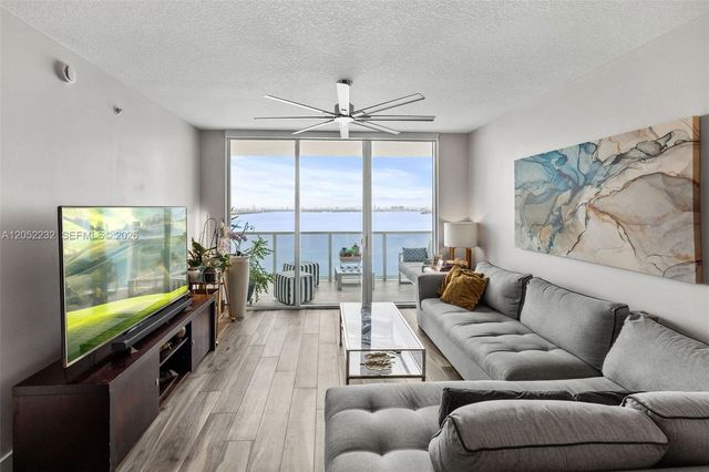 600 NE 27th Street 2202, Miami, FL 33137