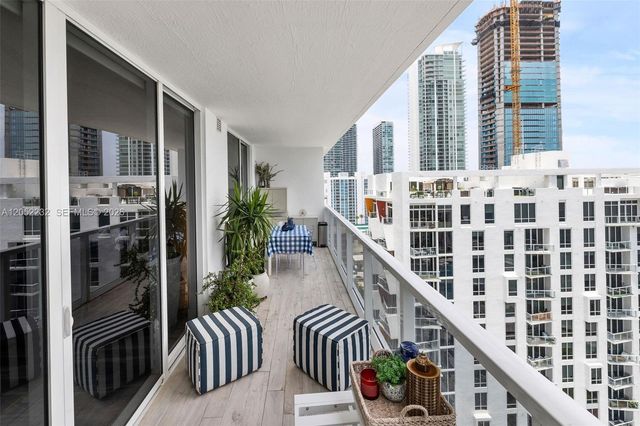 600 NE 27th Street 2202, Miami, FL 33137