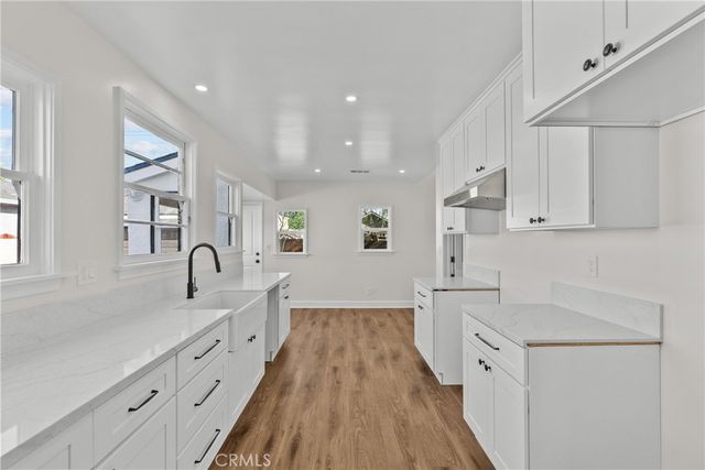 624 N Hagar, San Fernando, CA 91340