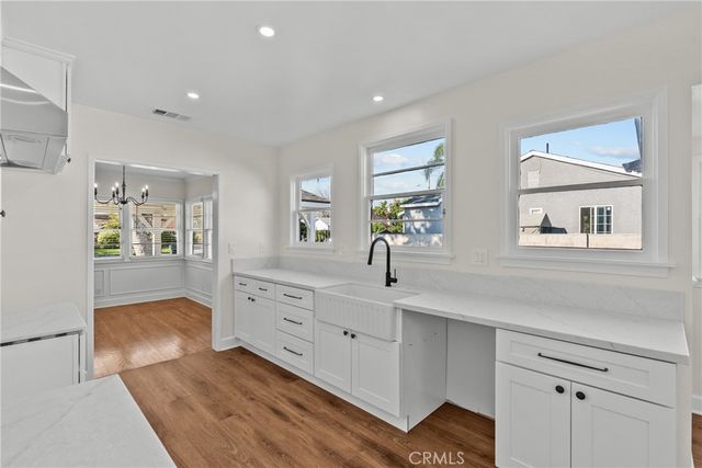 624 N Hagar, San Fernando, CA 91340