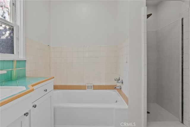 624 N Hagar, San Fernando, CA 91340