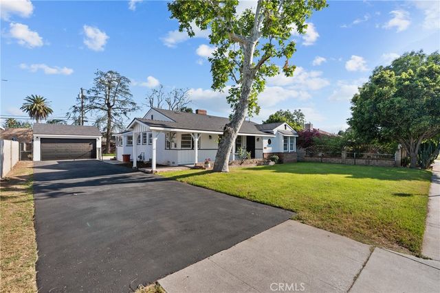 624 N Hagar, San Fernando, CA 91340