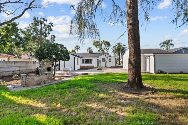 624 N Hagar, San Fernando, CA 91340