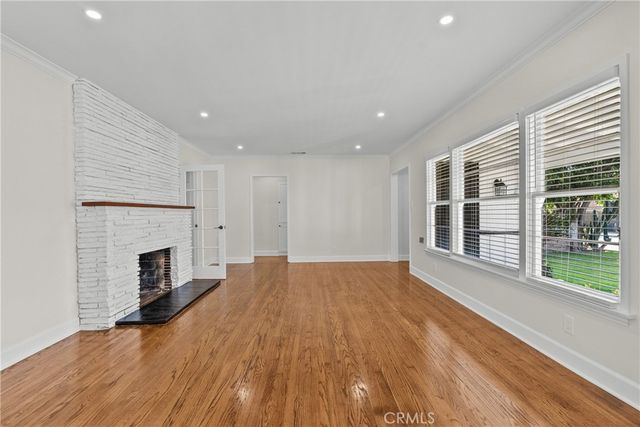 624 N Hagar, San Fernando, CA 91340