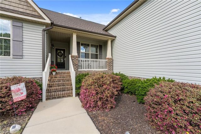 1969 Bellemont Alamance Road, Burlington, NC 27215
